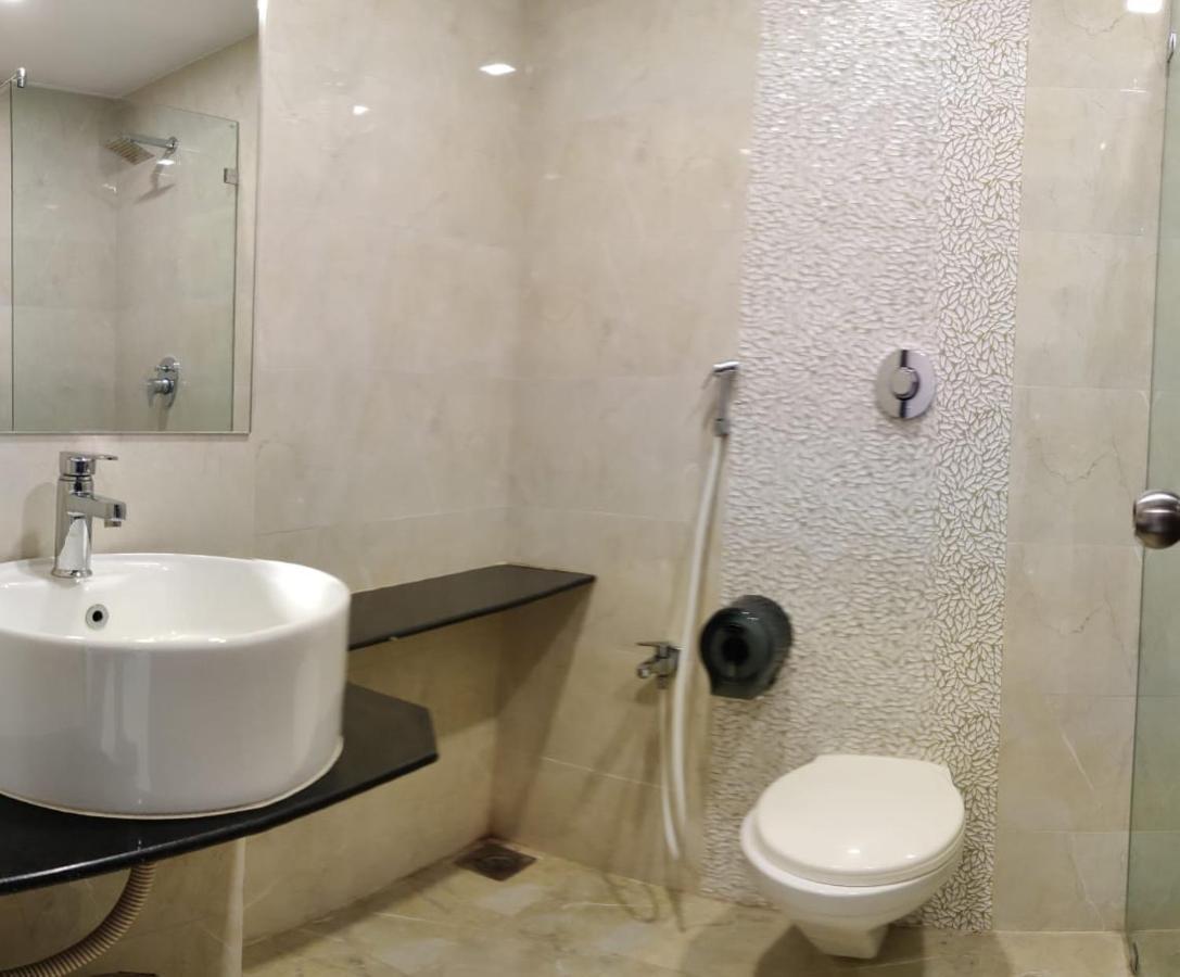 Vadpadraka Hotel And Resort Vadodara Extérieur photo
